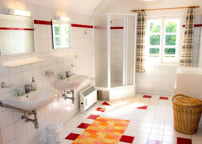 Drautal Alm Schoenbuch *